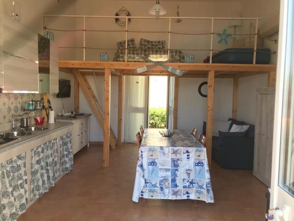 Pia Beach House Баколи Экстерьер фото