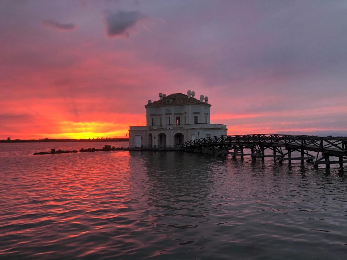 Pia Beach House Баколи Экстерьер фото