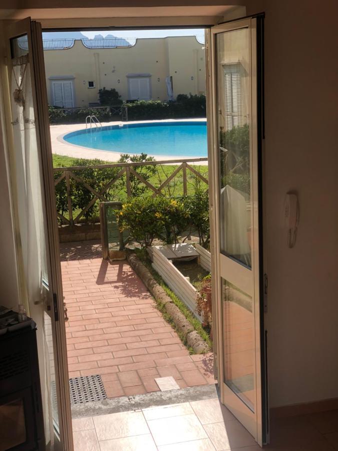 Pia Beach House Баколи Экстерьер фото